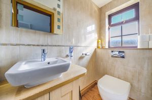 Photo 16- click for photo gallery